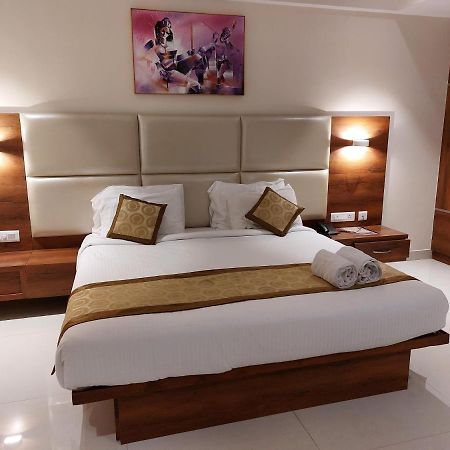 Hotel Tranquil Manipal Eksteriør bilde
