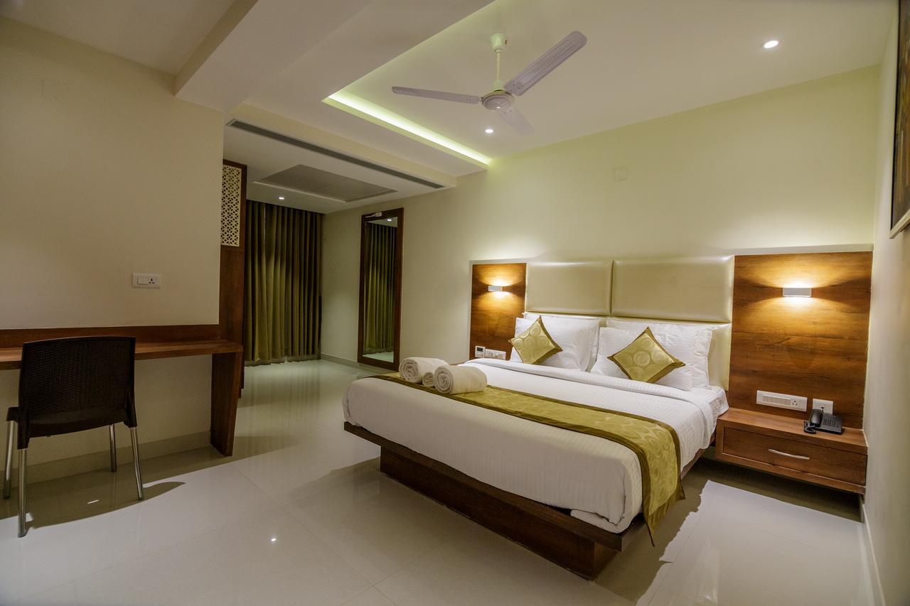 Hotel Tranquil Manipal Eksteriør bilde